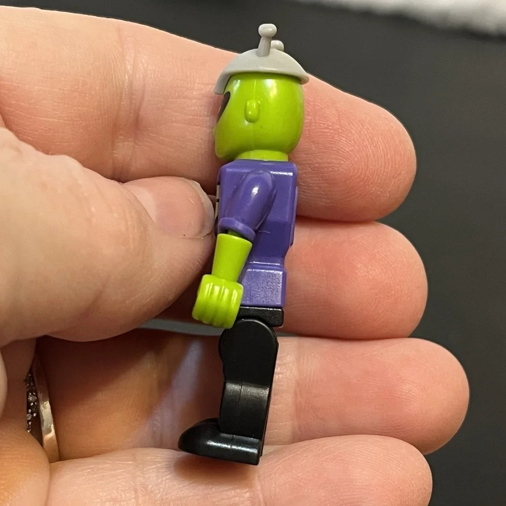 Mega Bloks Micro Action Figure # 2 Alien Mega Blocks Mini Figure Purple Green
